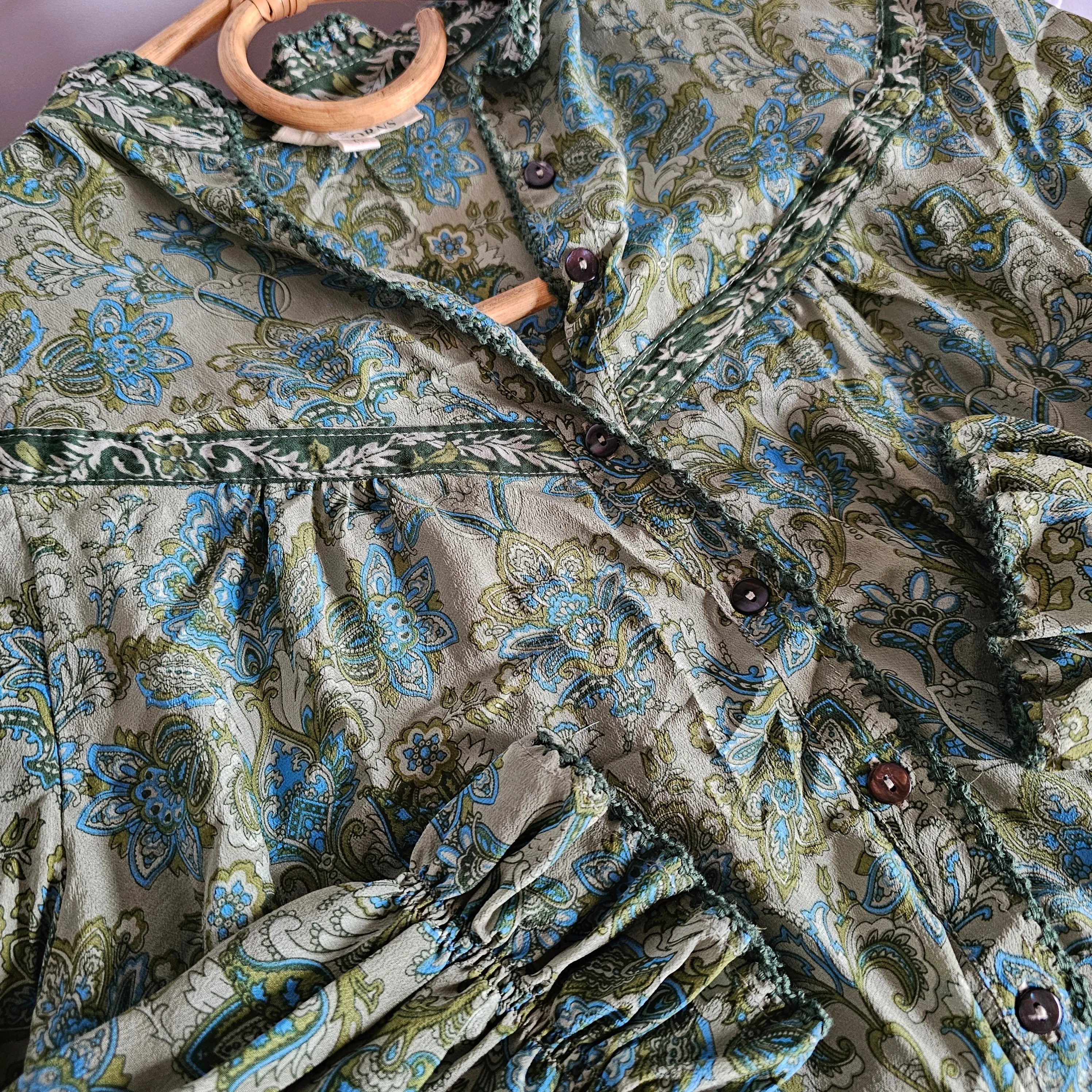 🦄 Chasing Unicorns 'Dark Sweet Lady' Silk Blouse – XS – Rare Green Floral Boho Western Style