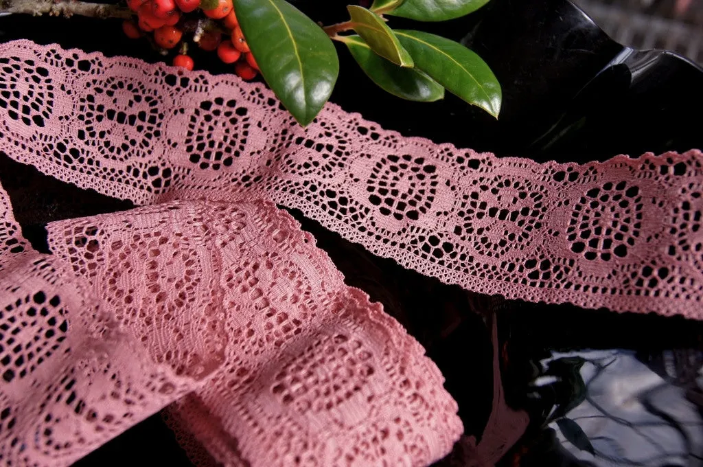 2" Medallion Floral Lace Trim - Mauve