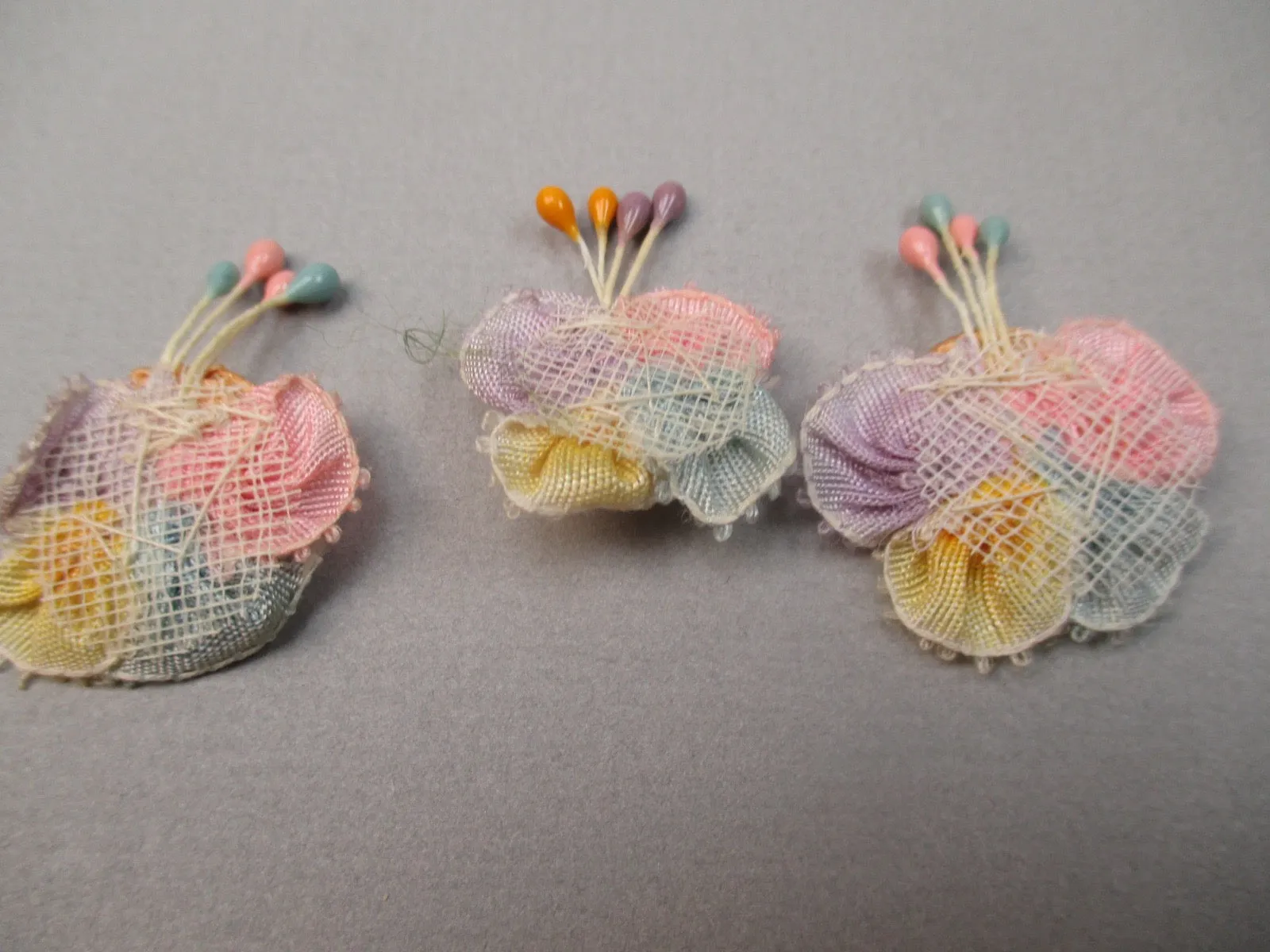 Antique Victorian silk ribbon rose ribbon art rosettes 3 pc