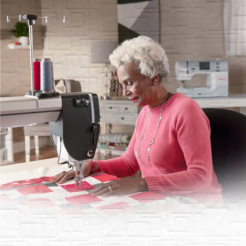 Bernina Q16 Longarm Quilting Machine with Koala Table