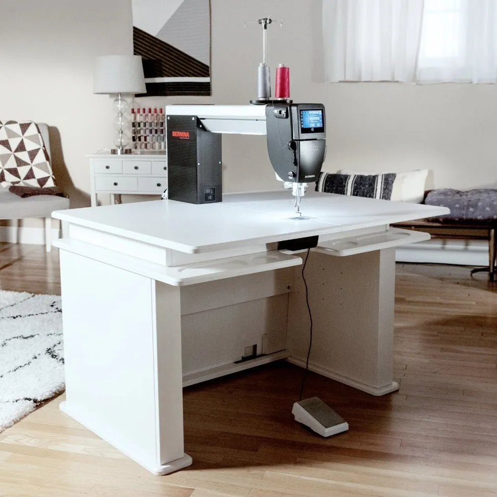 Bernina Q16 Longarm Quilting Machine with Koala Table