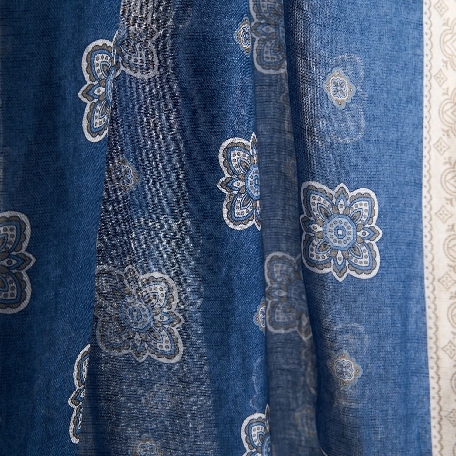 BLUE COTTON AND LINEN SCARF