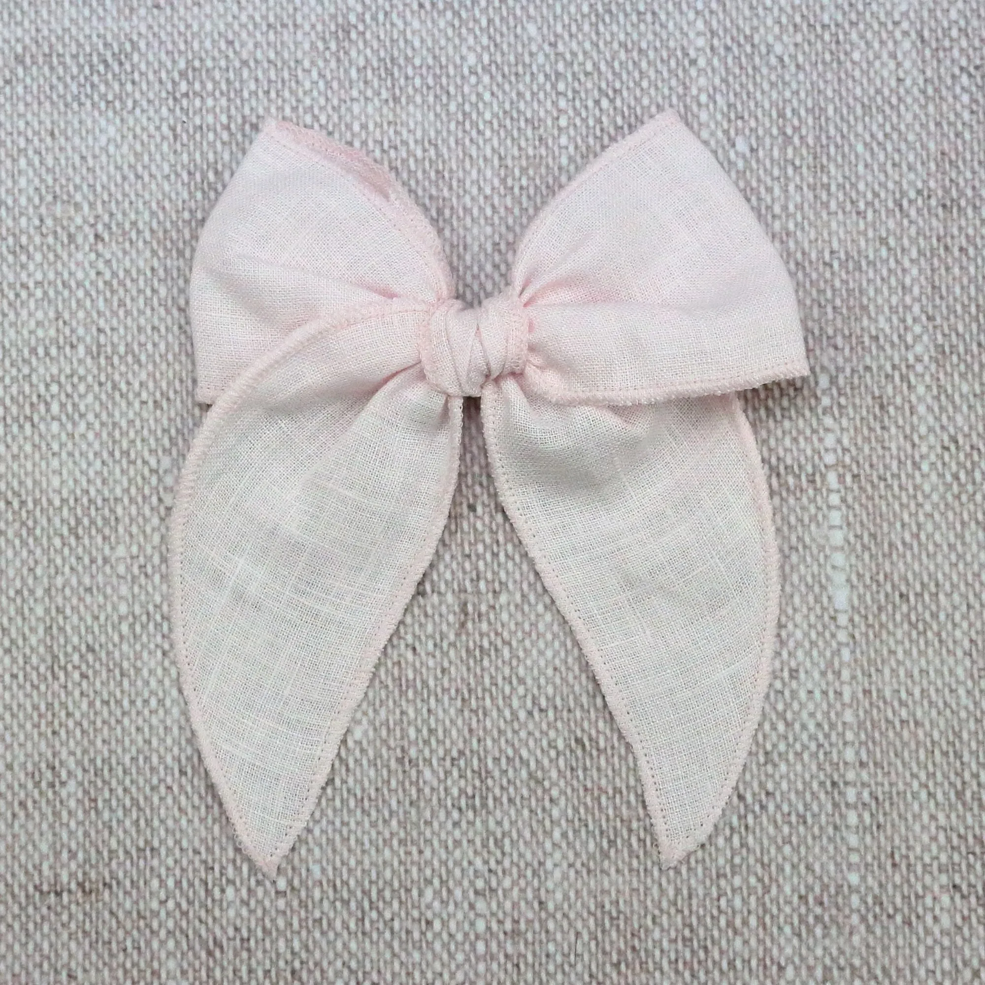 Caroline Linen Midi Bow With Clip