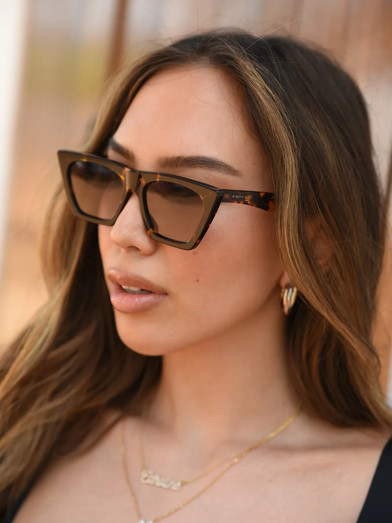 CLASSY - Sunglasses • Brown Tortoise