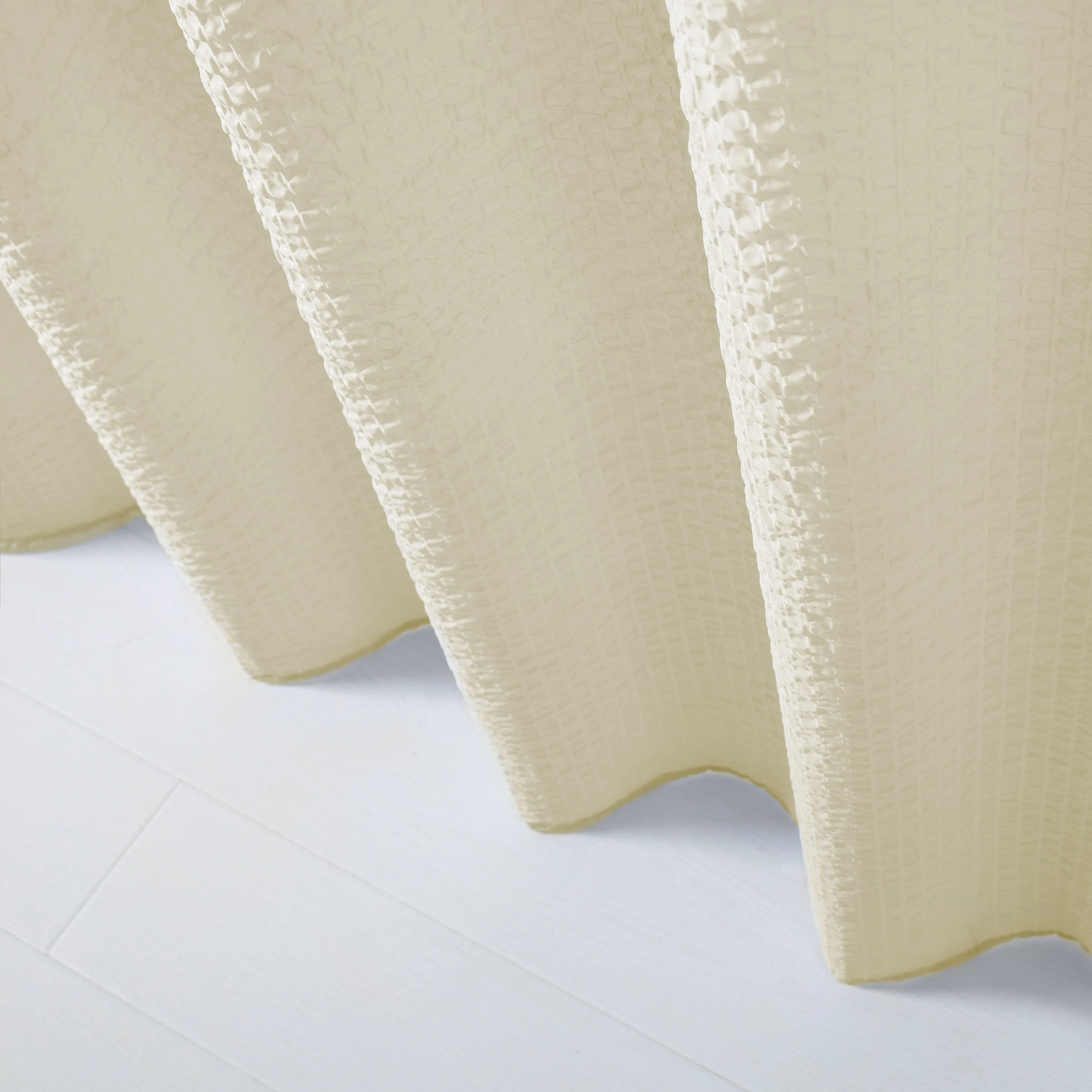 Dainty Home Tranquility Embossed Seersucker Designed 70" x 72" Shower Curtain