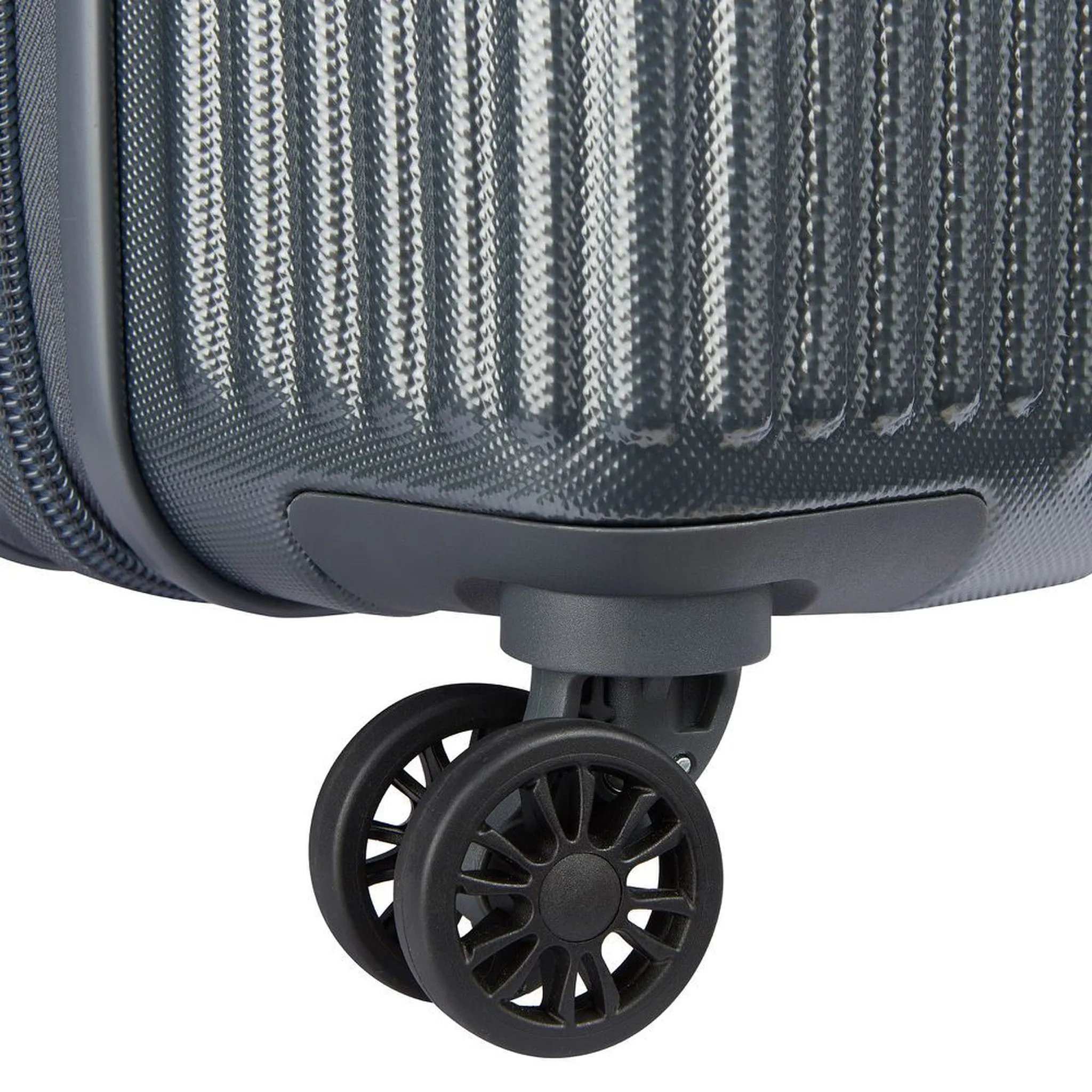 Delsey Comete 3.0 28" Expandable Spinner Upright