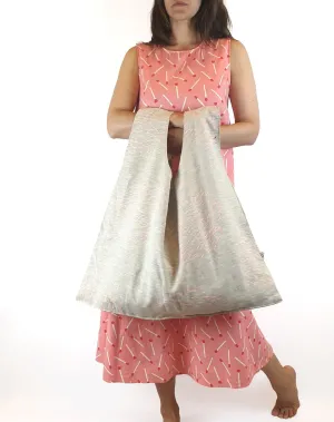Doops extra large grey print bag