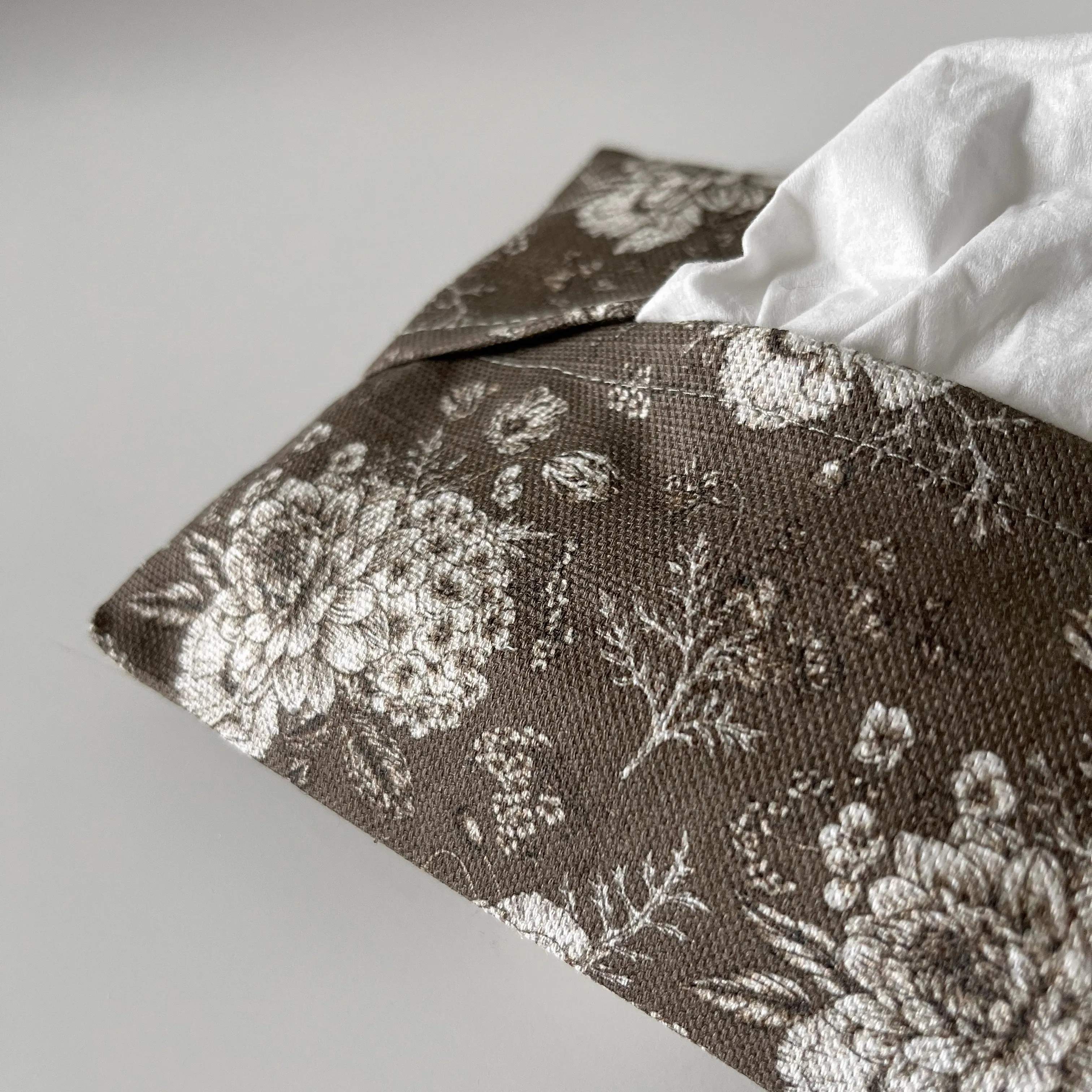 Fabric Tissue Holder | Elysia