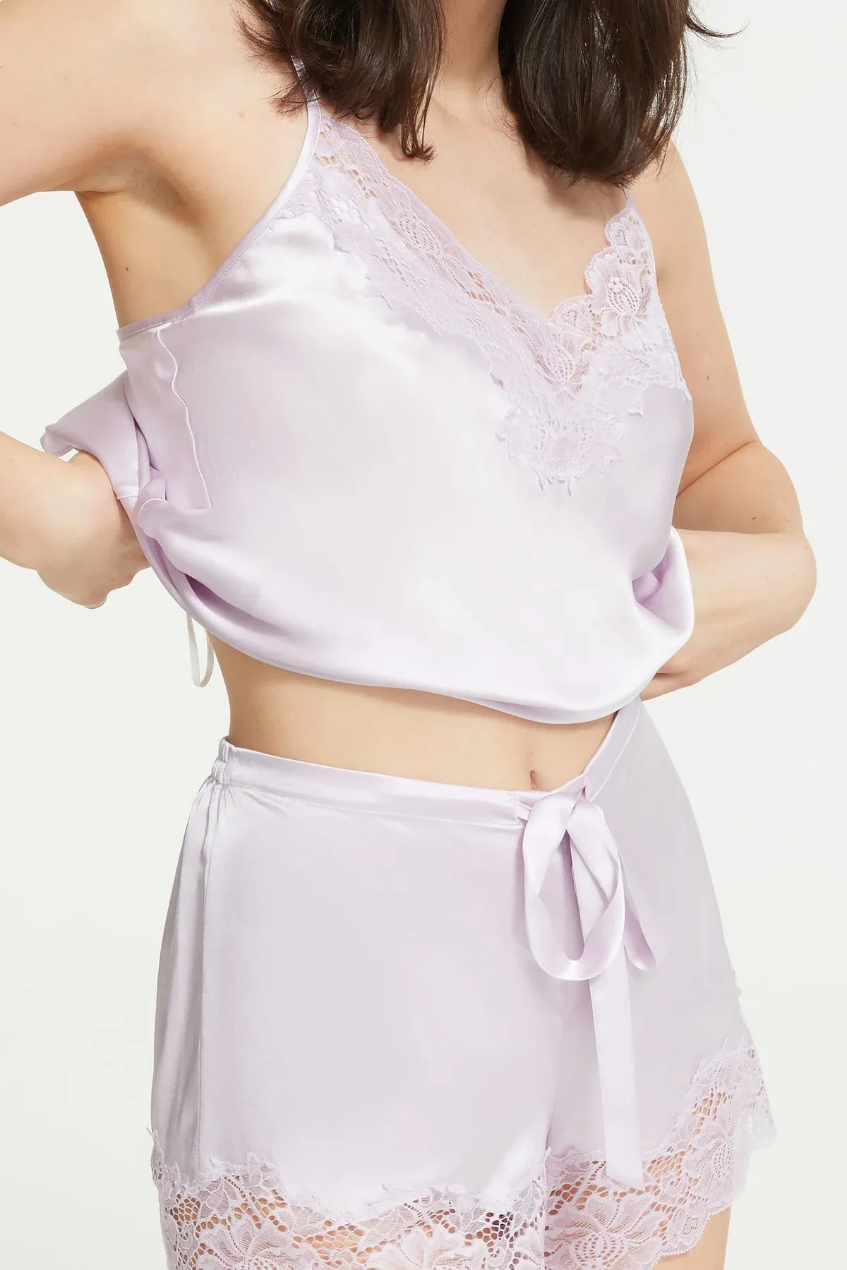 Ginia - Silk Lace  Short | Soft Lilac