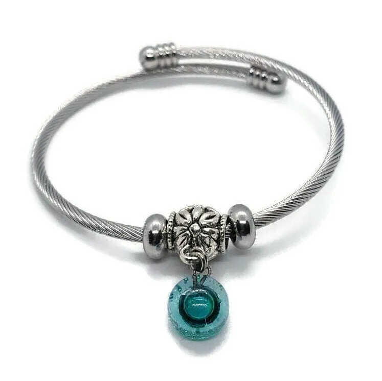 GREEN Cable Bangle Twisted Stainless Steel Bracelet Glass Charm Bead. Stretch memory wire. One size fits most