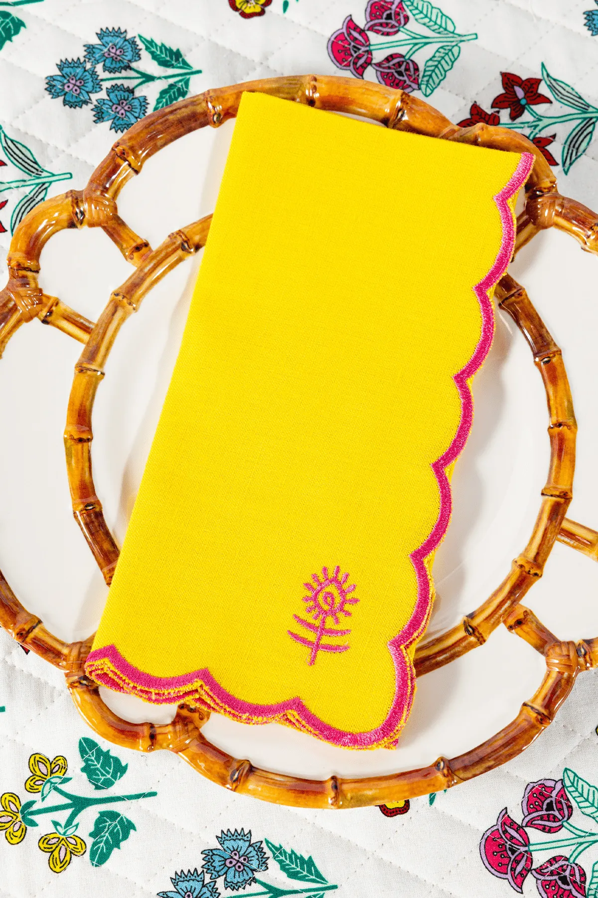 Icon Linen Napkins Set of 4 - Yellow   Neon Pink