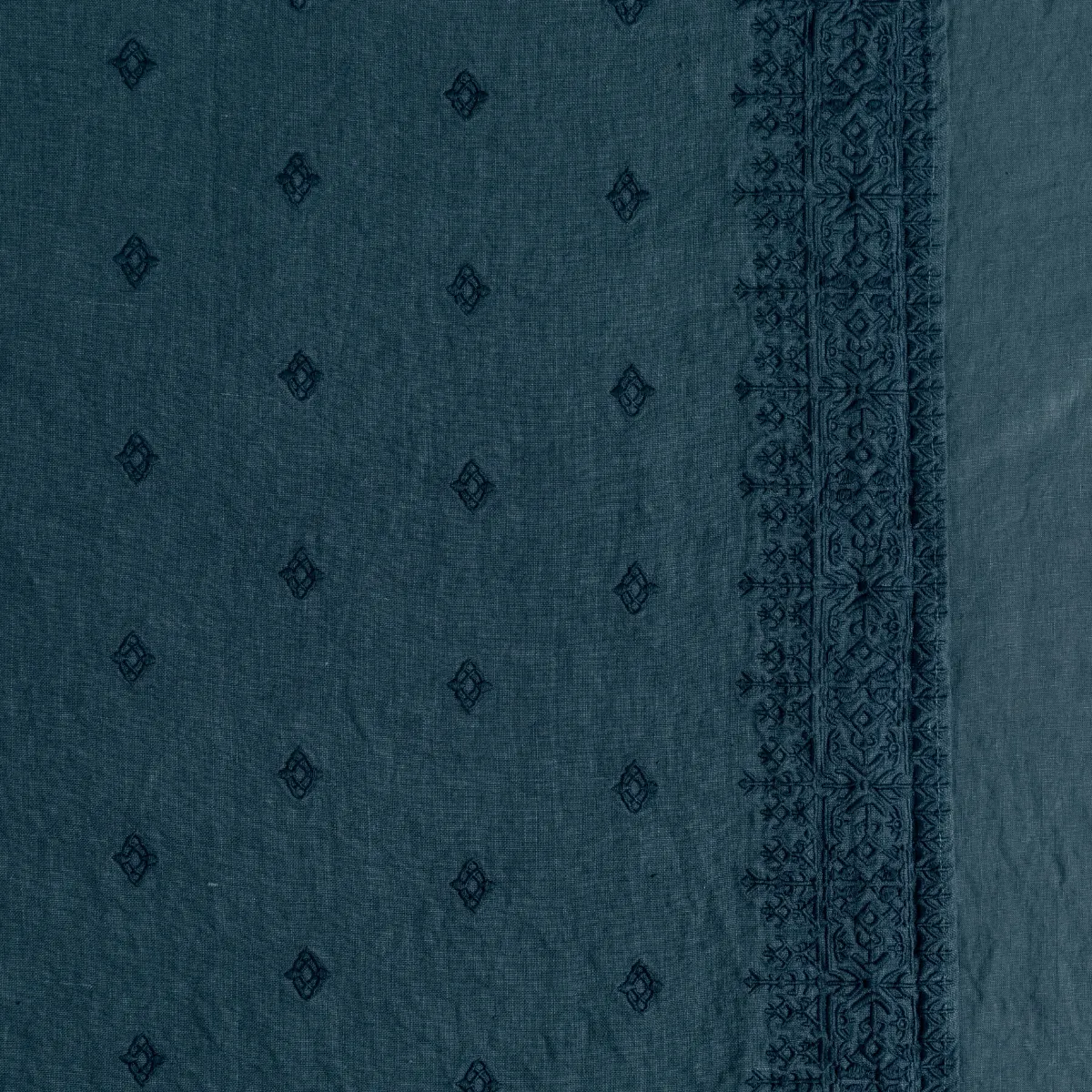 Ines Blanket