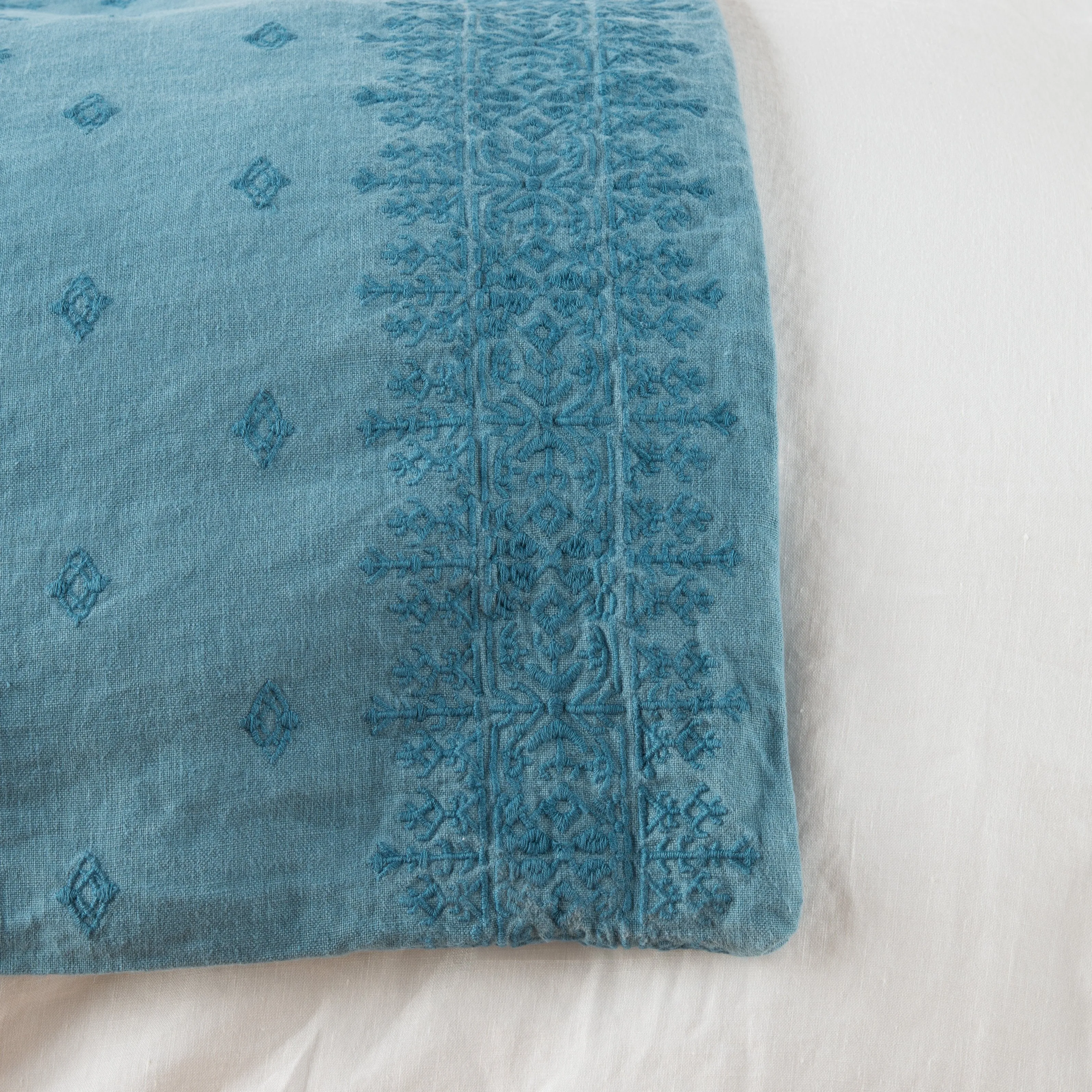 Ines Blanket