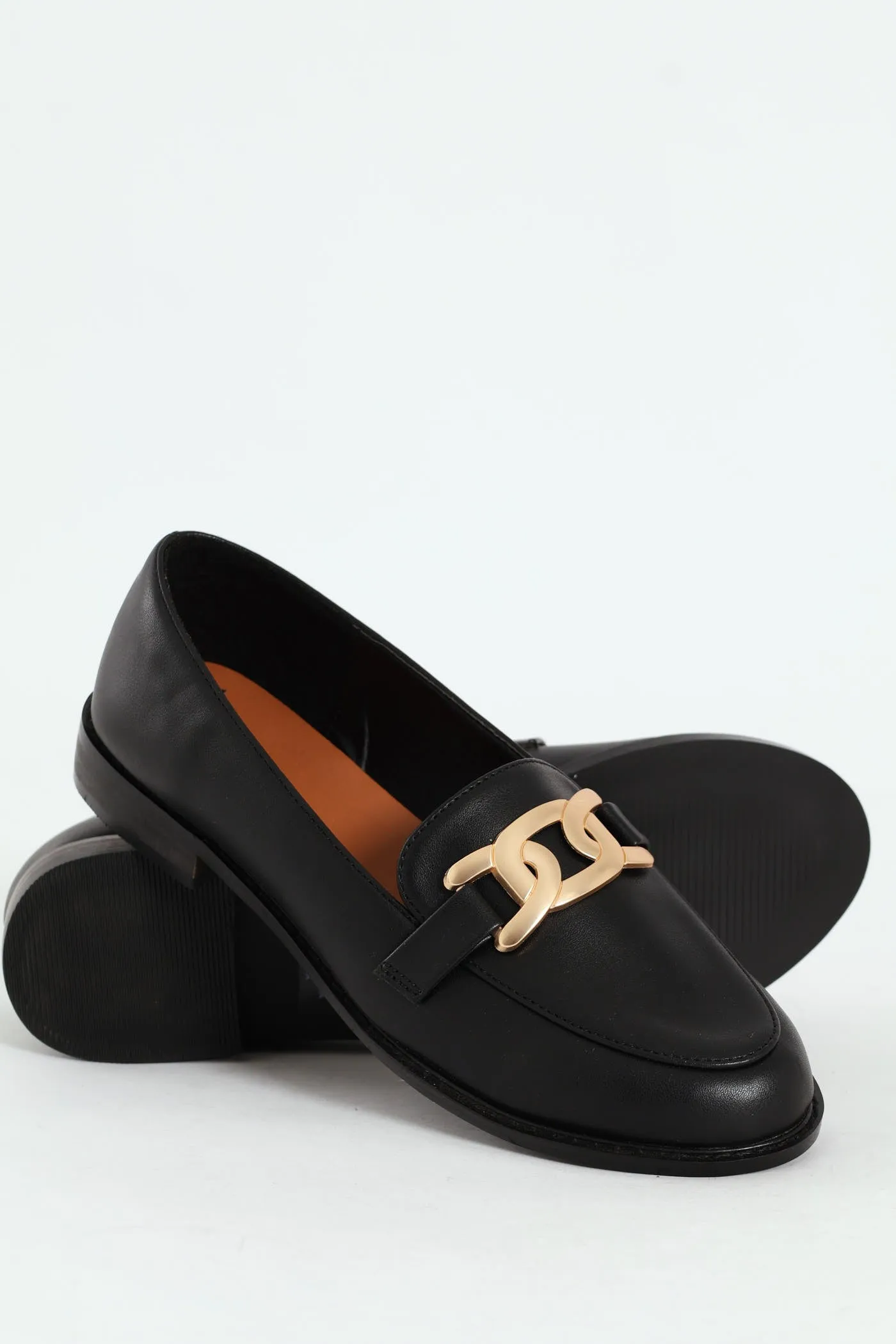 Loafer With Chain Metal Trim - Black