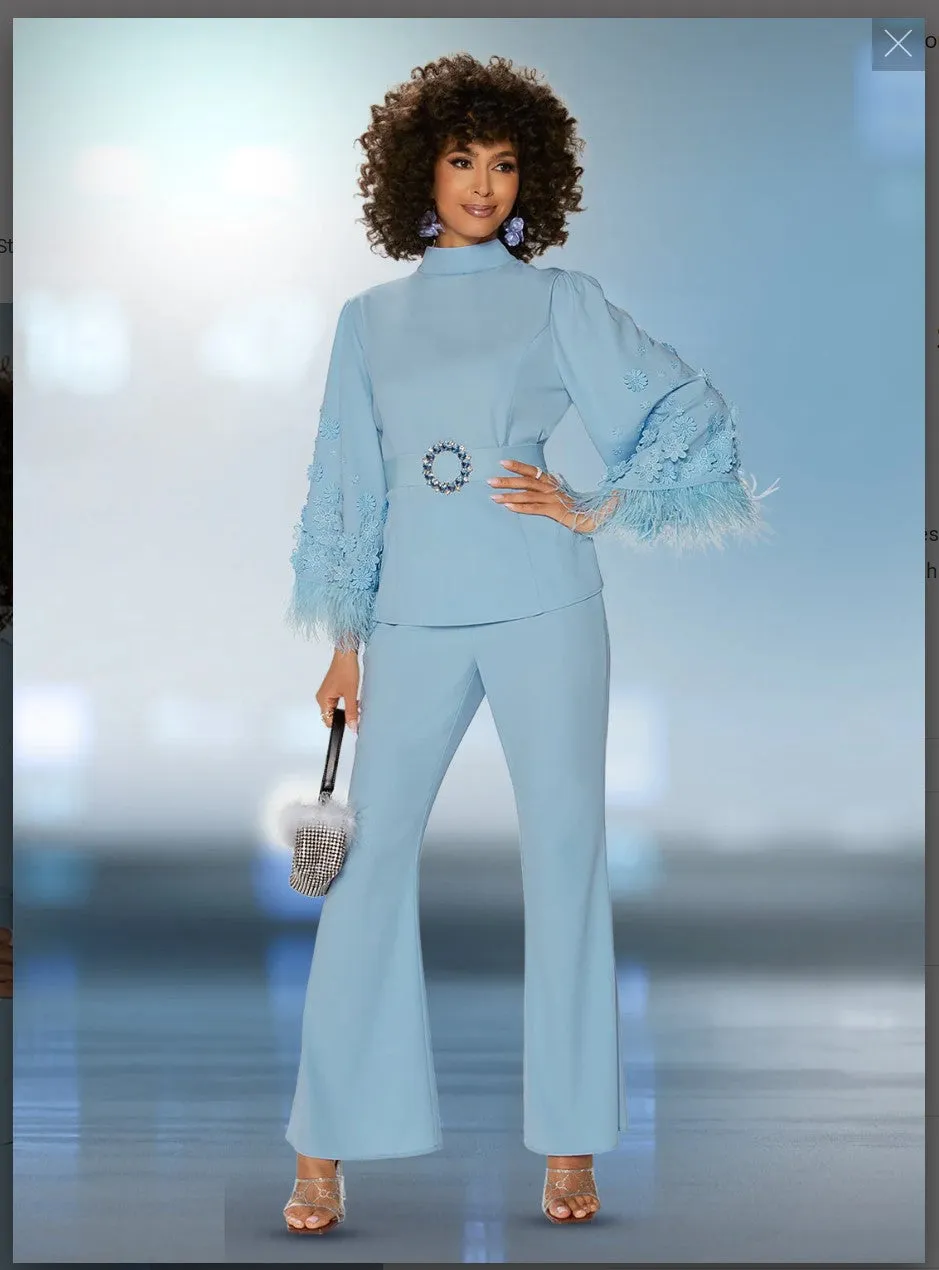 Love The Queen !7533 1PC Top 3/4 Length Sleeves With Feathers On The  Hem.  Woven