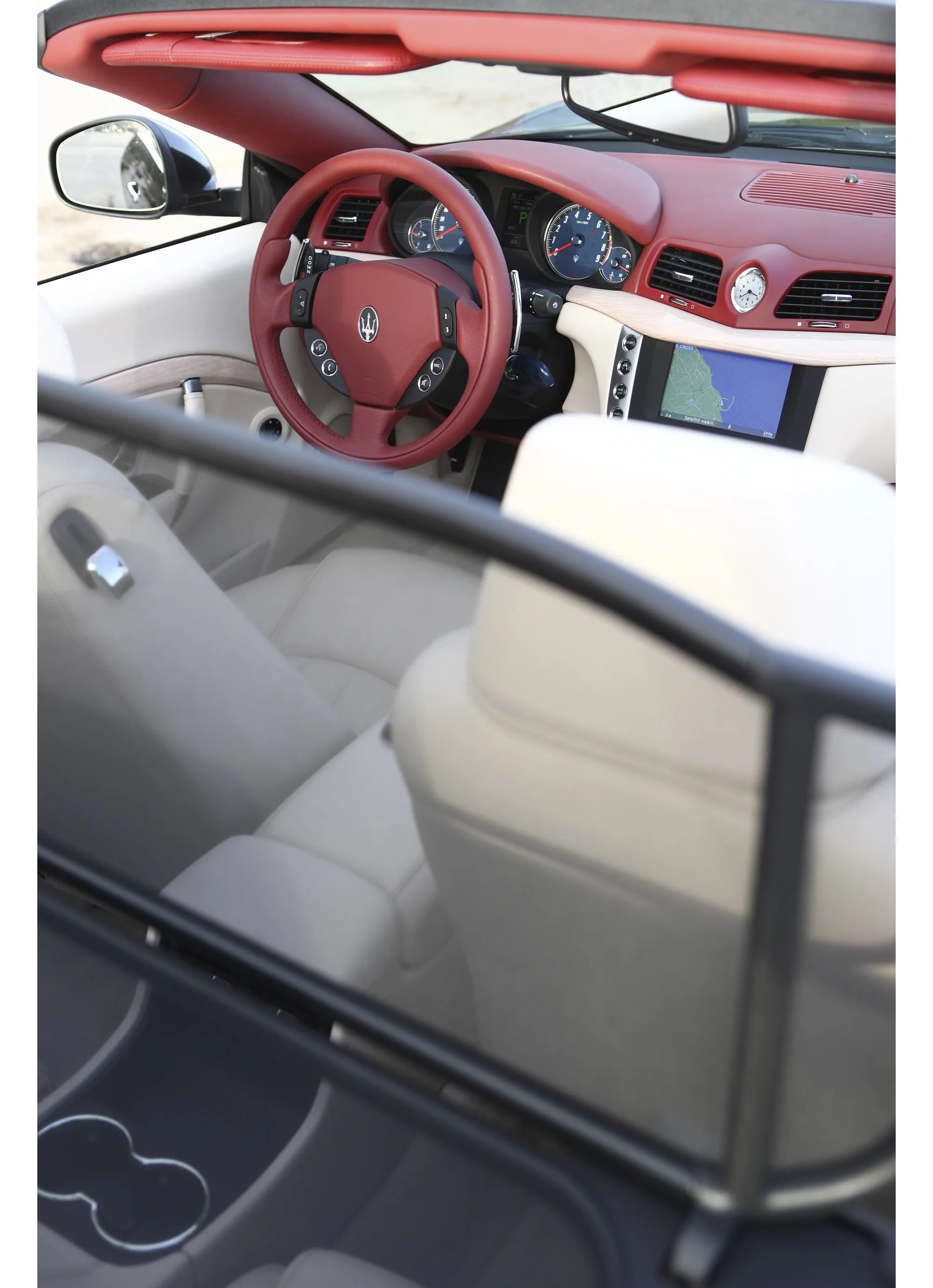 Maserati GranCabrio Windstop