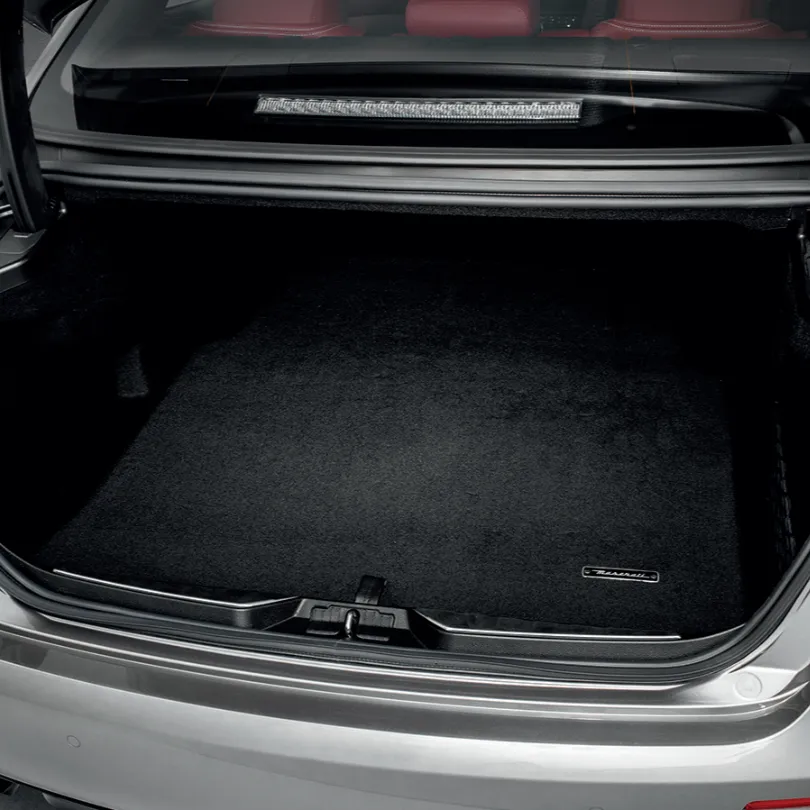 Maserati Quattroporte Reversible Luggage Compartment Mat