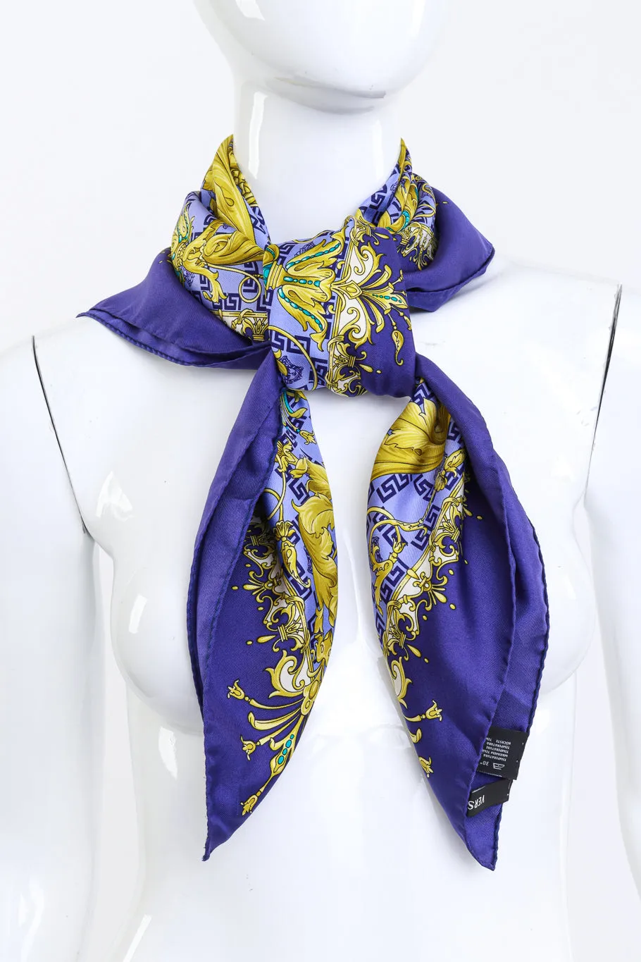 Medusa Baroque Filigree Scarf