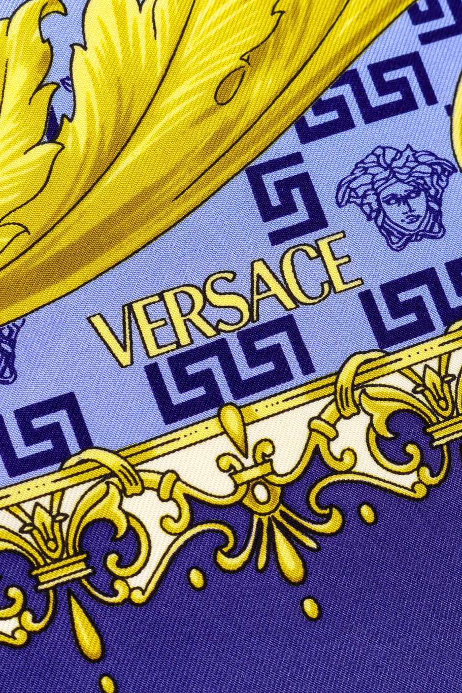 Medusa Baroque Filigree Scarf