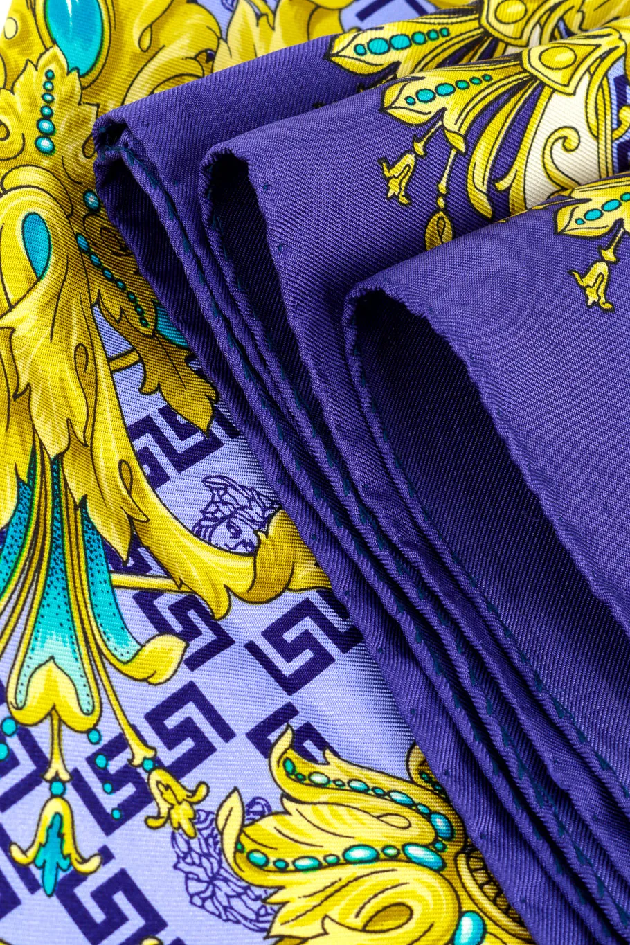 Medusa Baroque Filigree Scarf