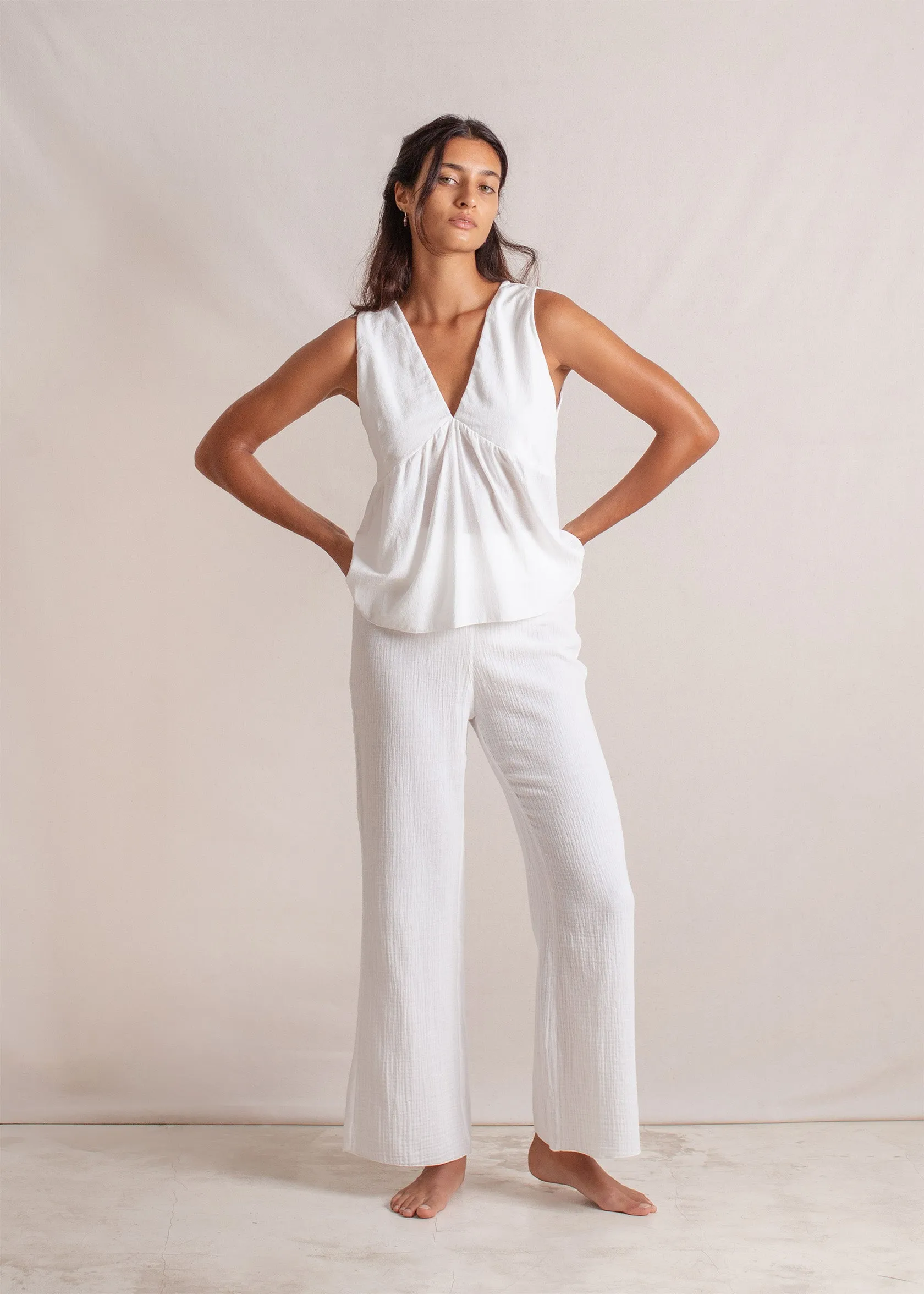 Mökki Top Off White