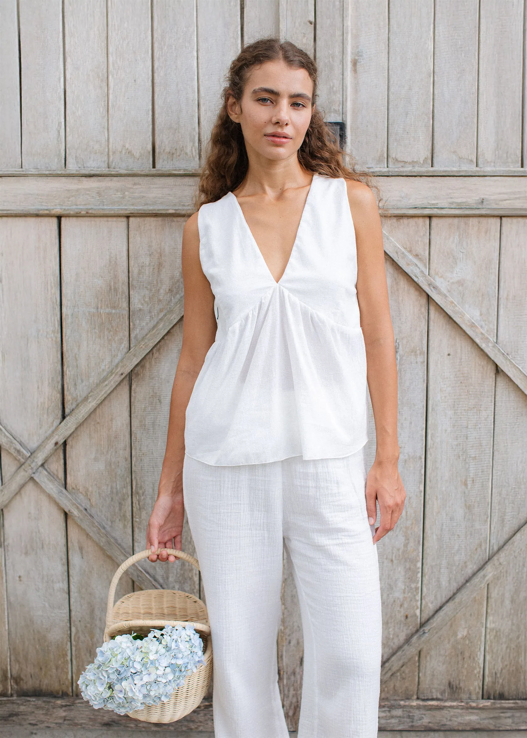 Mökki Top Off White