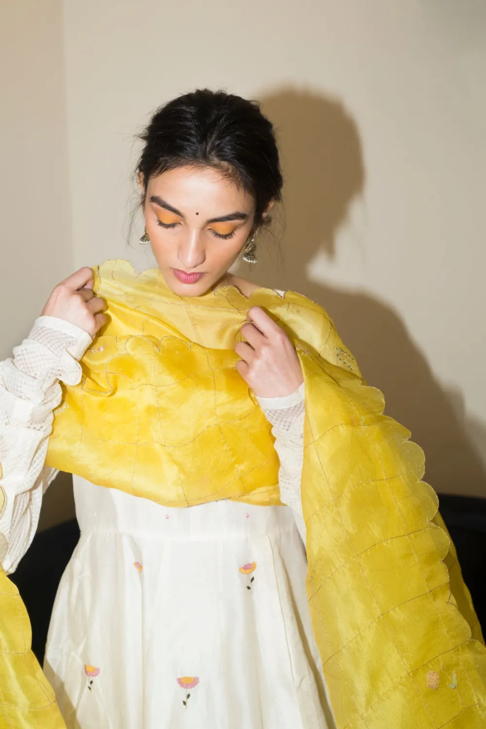 Nargis Kalikurta With Daisy Buti & Chanderi Silk Palazzo