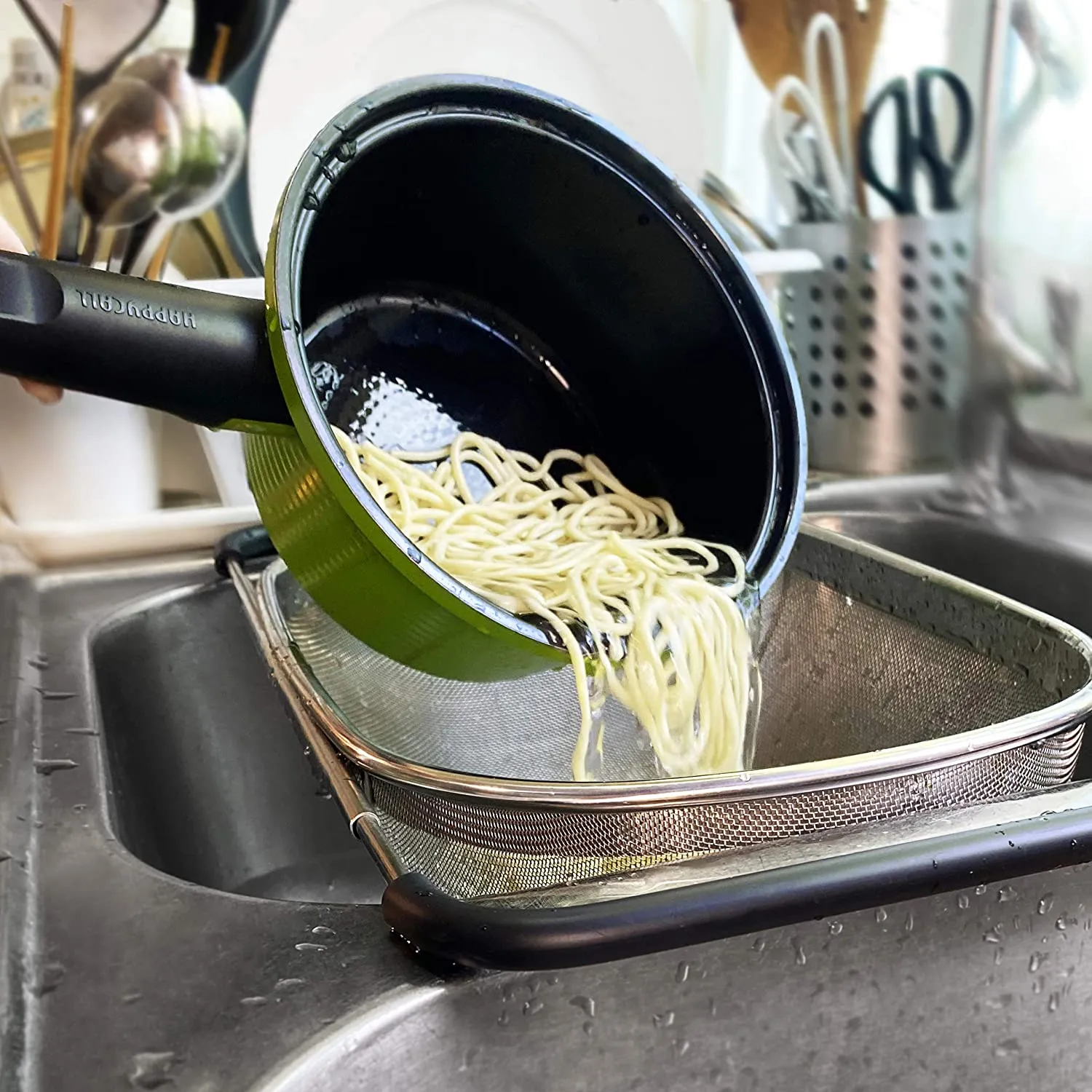 New Makerstep Over the Sink Colander Strainer Basket Stainless Steel, For Kitchen Sink with Rubber Grip, Fine Mesh, Large Kitchen Gadgets Tools, Expandable Sink Strainer Home Kitchen Essentials