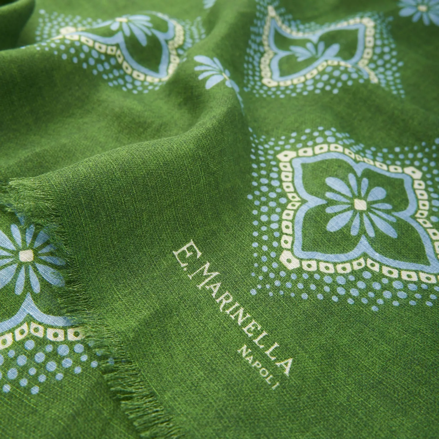 OLIVE GREEN COTTON AND LINEN SCARF
