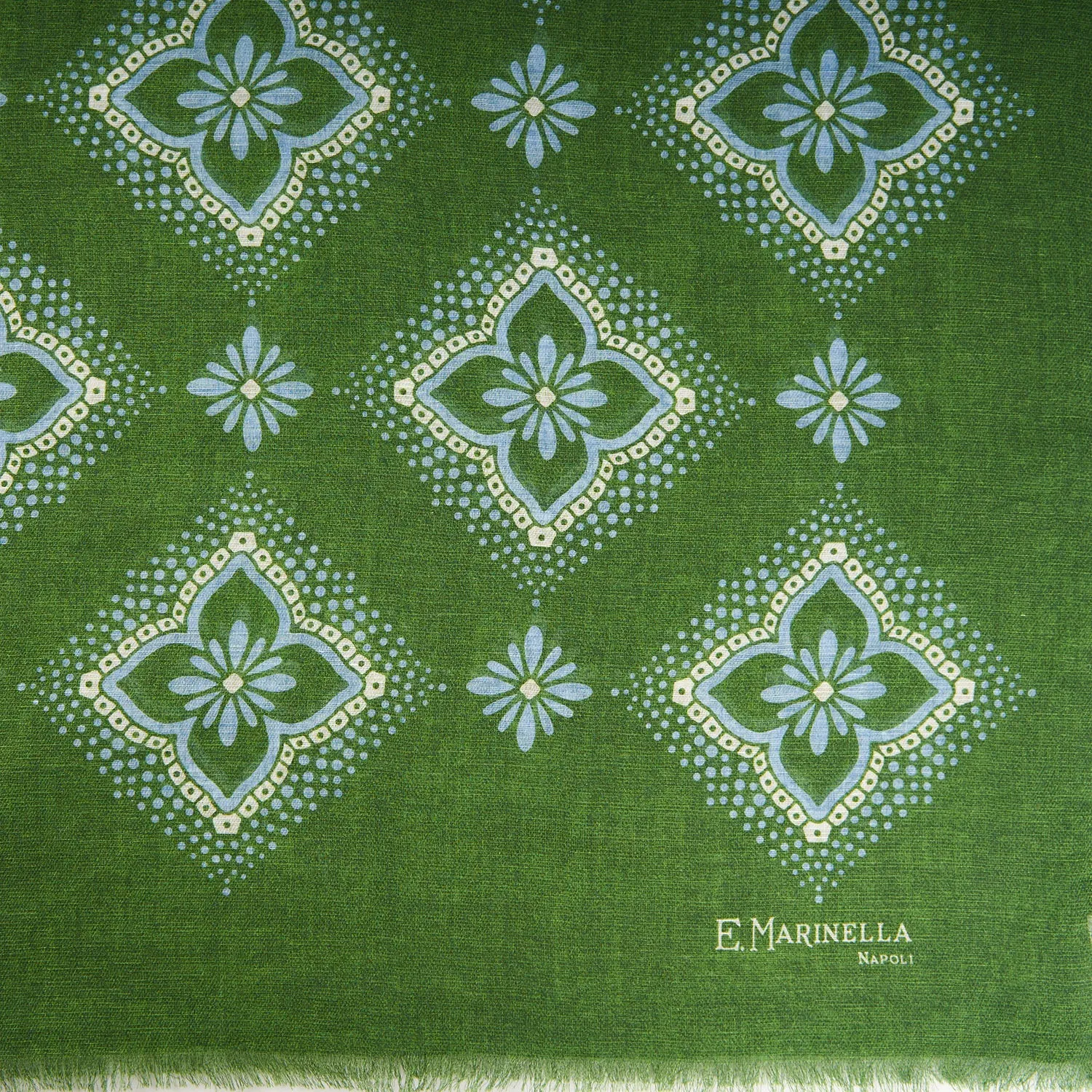 OLIVE GREEN COTTON AND LINEN SCARF