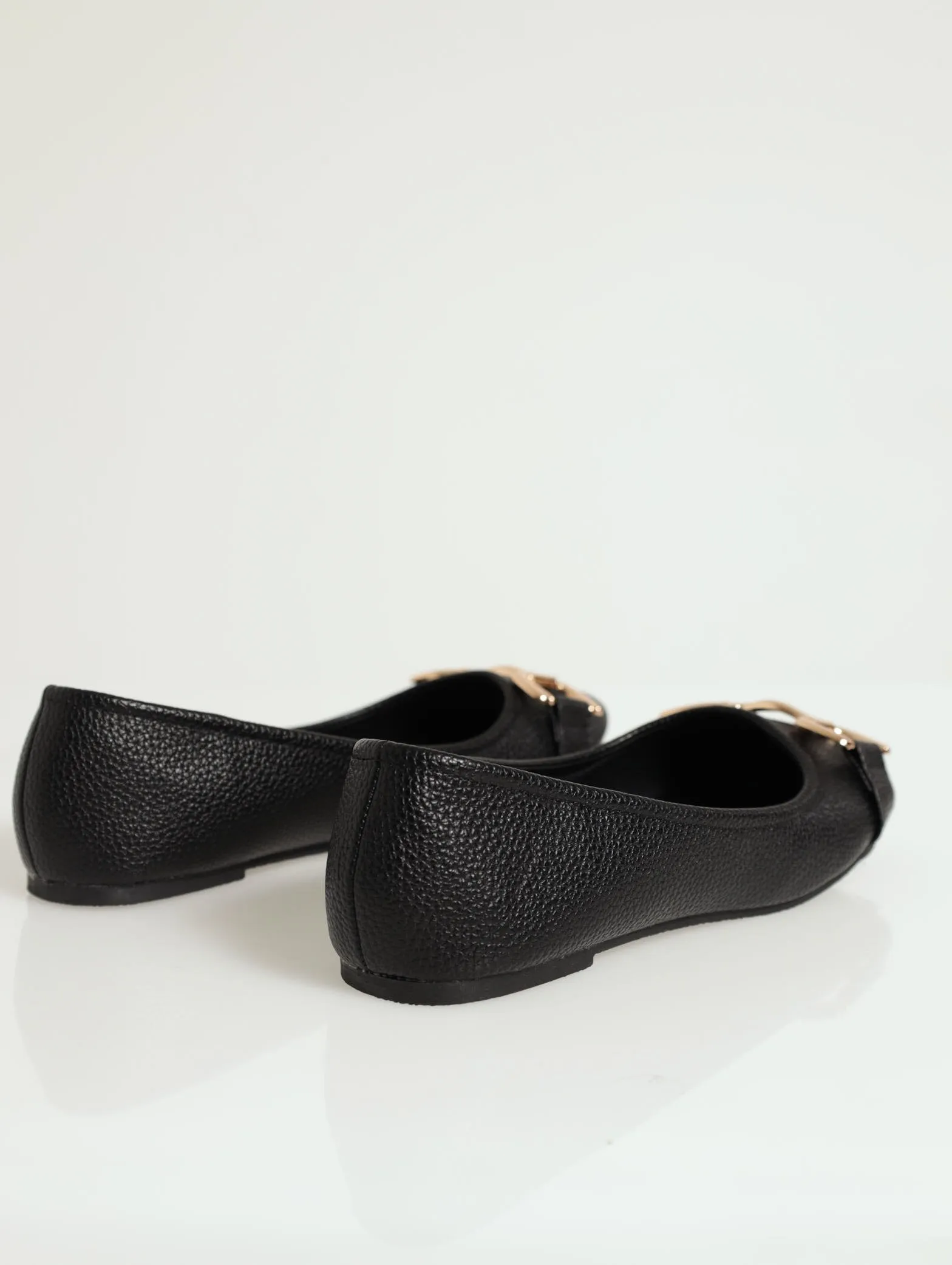 Pump With Metal Trim - Black