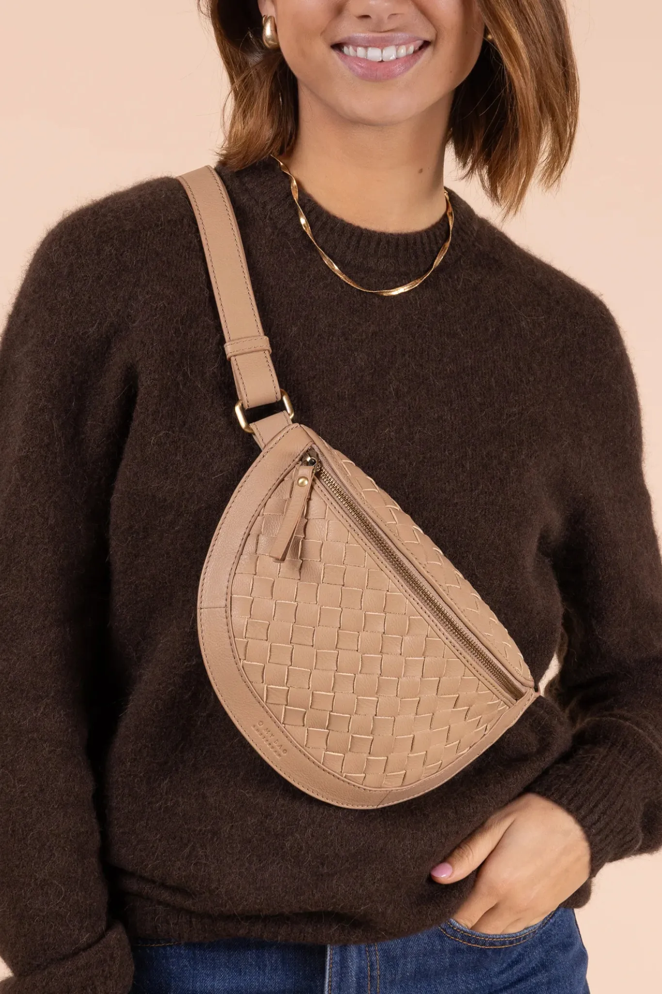 RAY BUMBAG - SAND WOVEN SOFT GRAIN LEATHER