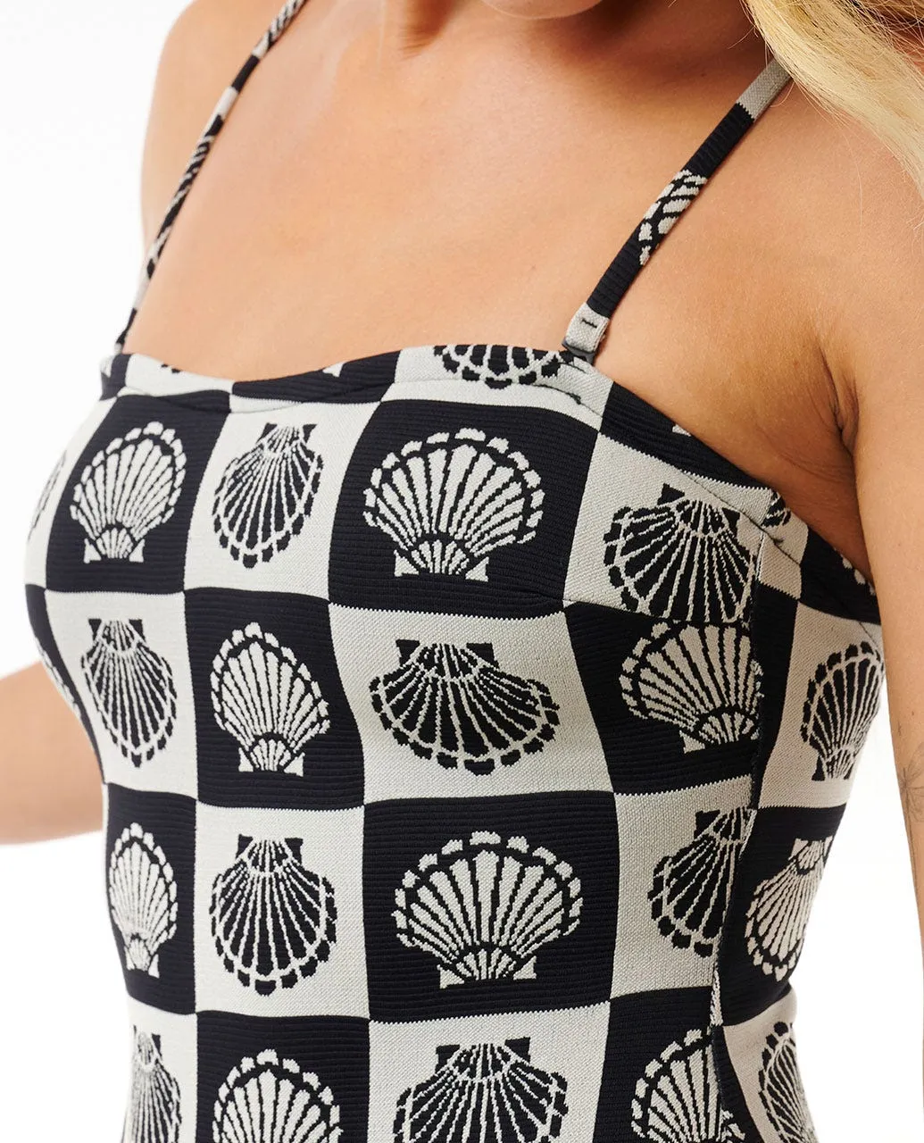 SOLEIL SHELL GOOD ONE PIECE - BLACK