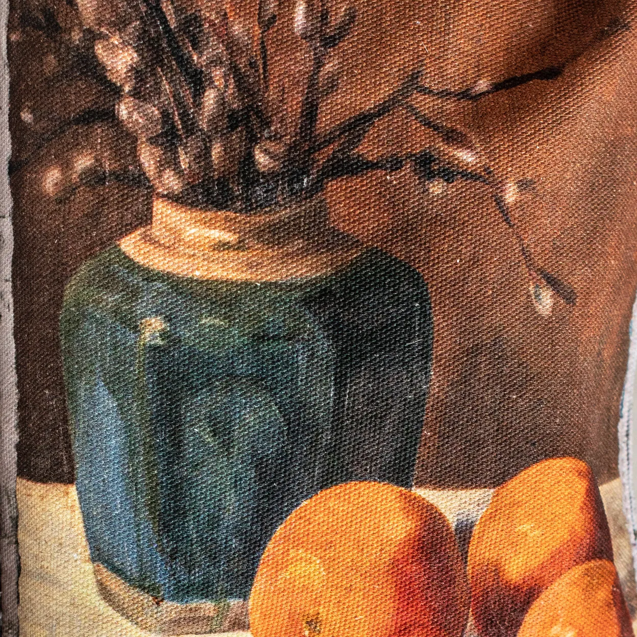 SWARM CANVAS PAINTING CLUTCH - ORANGES