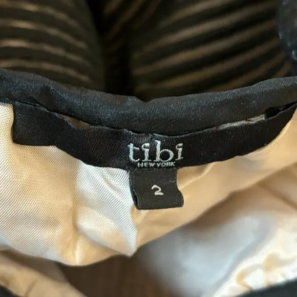 TIBI Textured Stripe Wool Circle Skirt in Black SZ 2