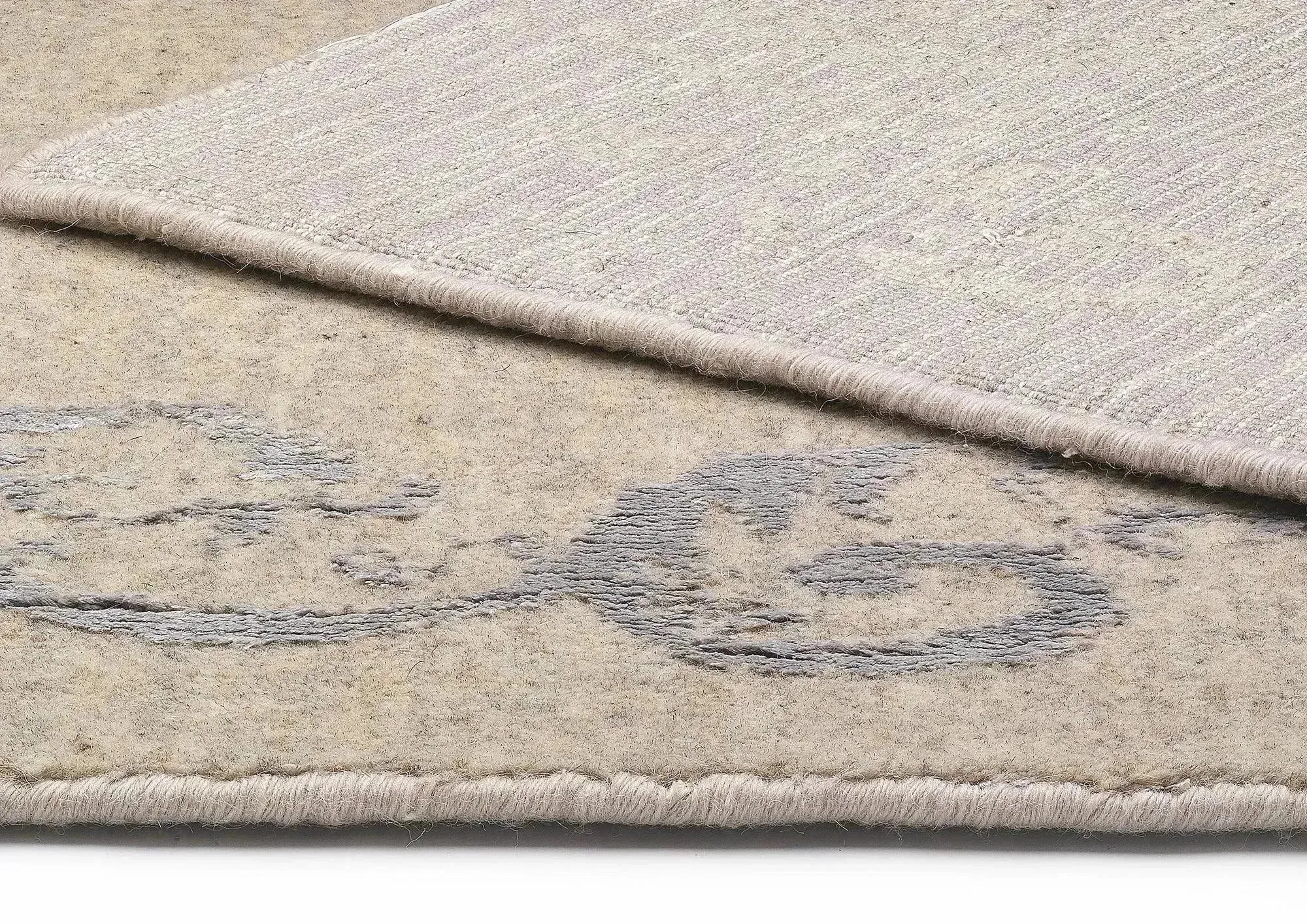Vienna 48 Silver Transitional Wool Rug