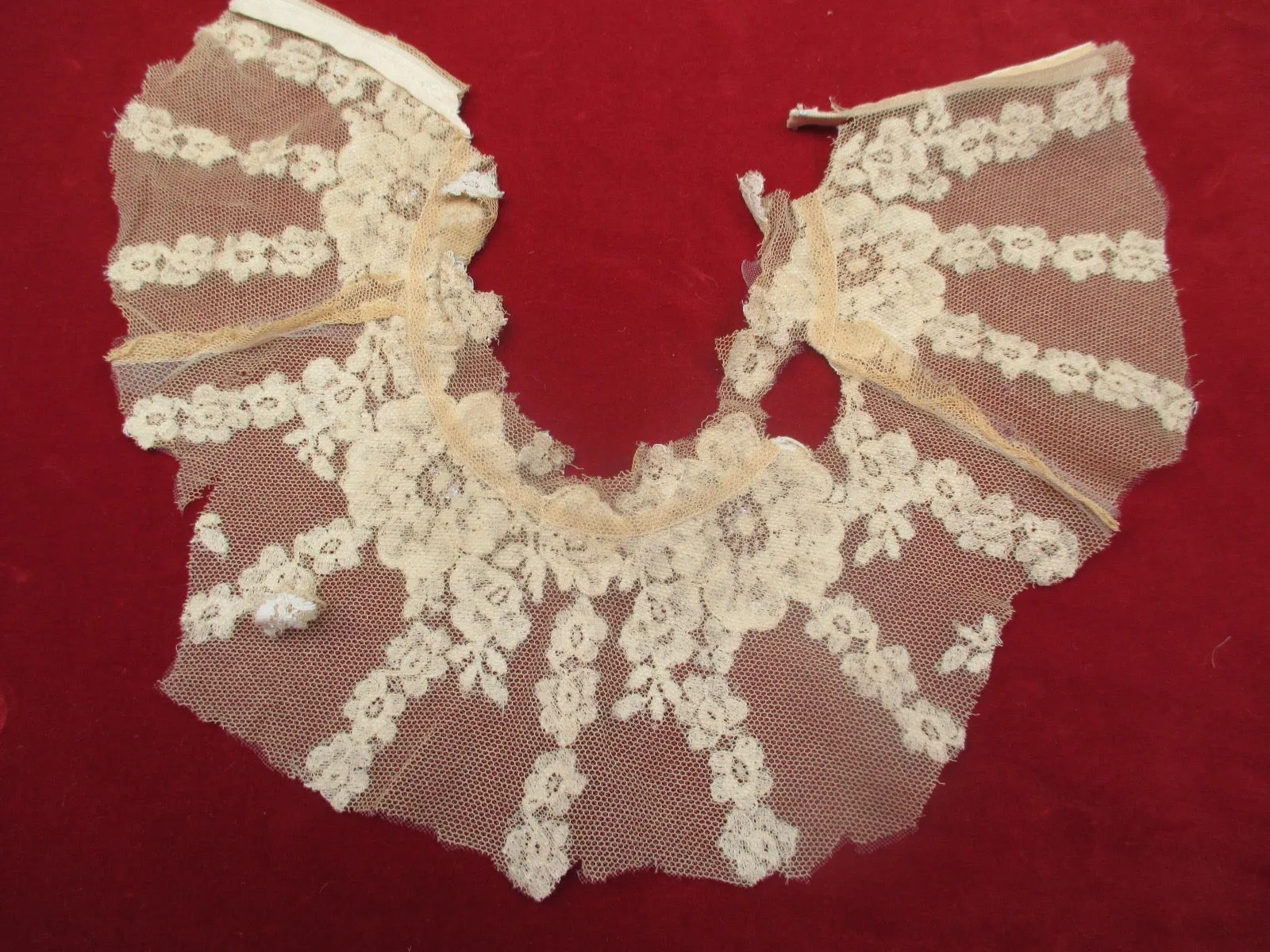 Vintage 30s beaded lace applique remnant