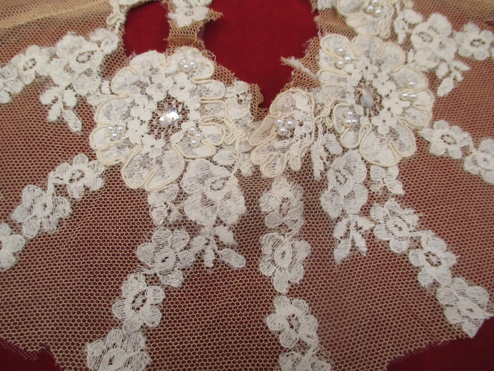 Vintage 30s beaded lace applique remnant
