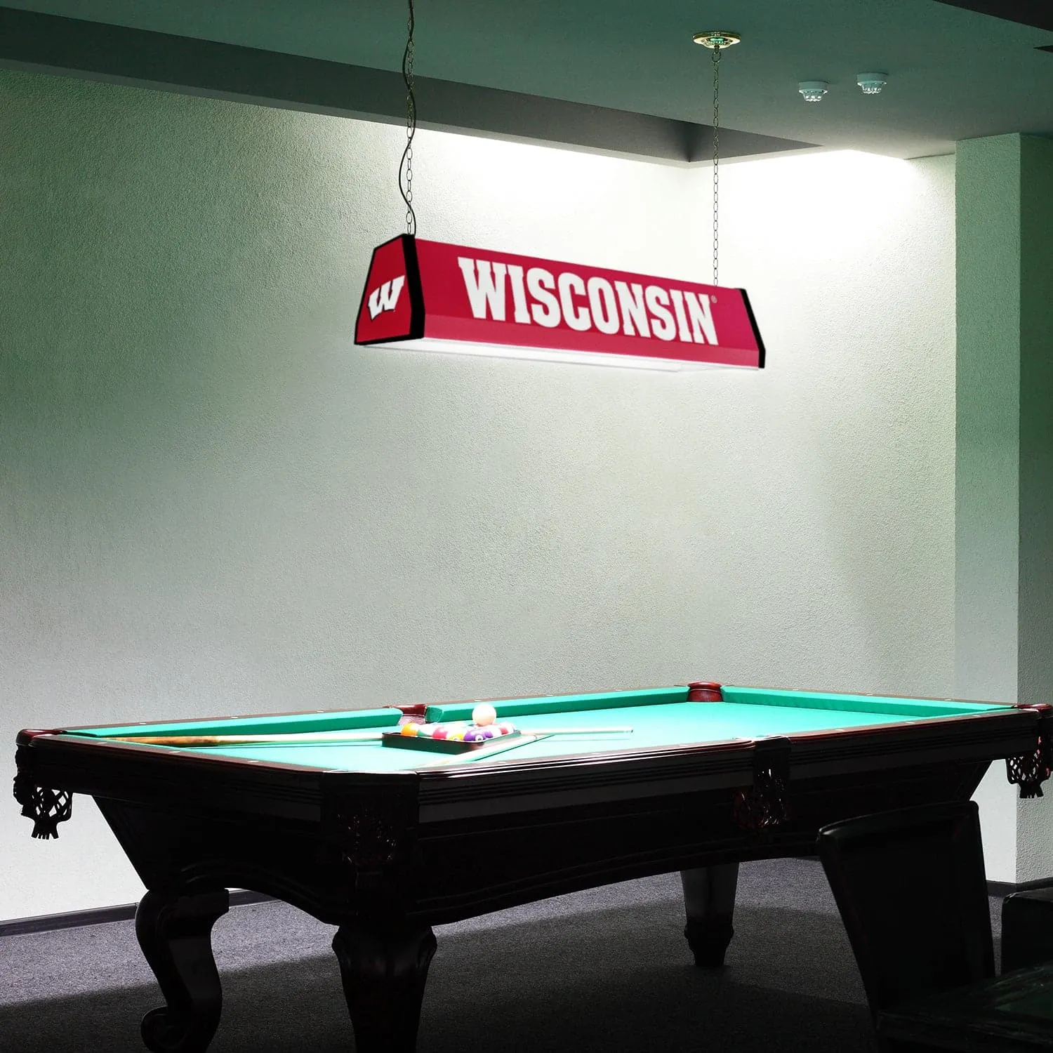 Wisconsin Badgers: Standard Pool Table Light